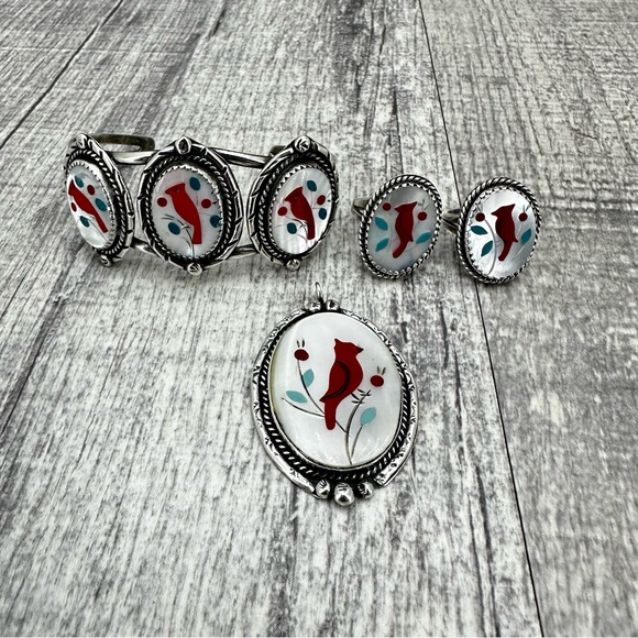 Vintage Zuni Cardinal Inlay Jewelry Set Bracelet Pendant Rings Sterling Silver